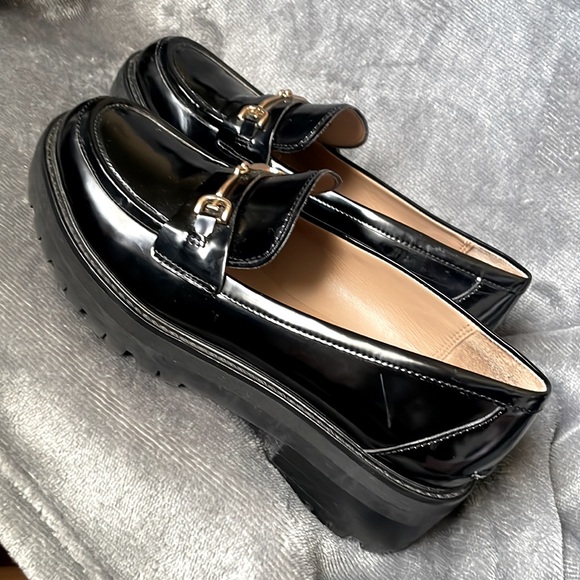 Sam Edelman patent chunky loafers size 6 - Picture 3 of 4